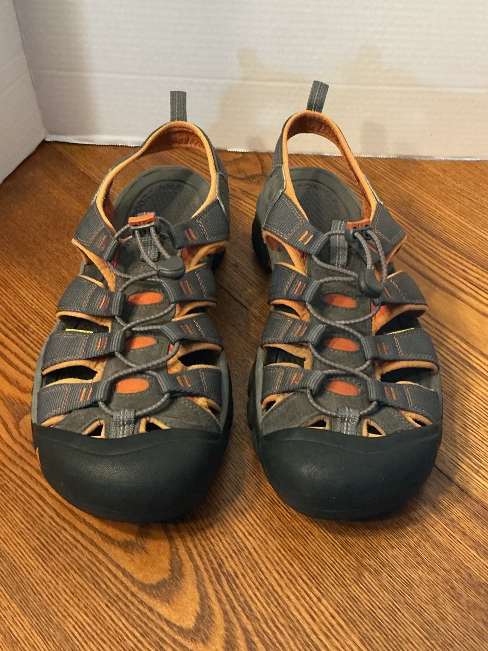 Men's Keen Newport H2 Closed-Toe Water Sandals - Gray & Orange. Size 13.